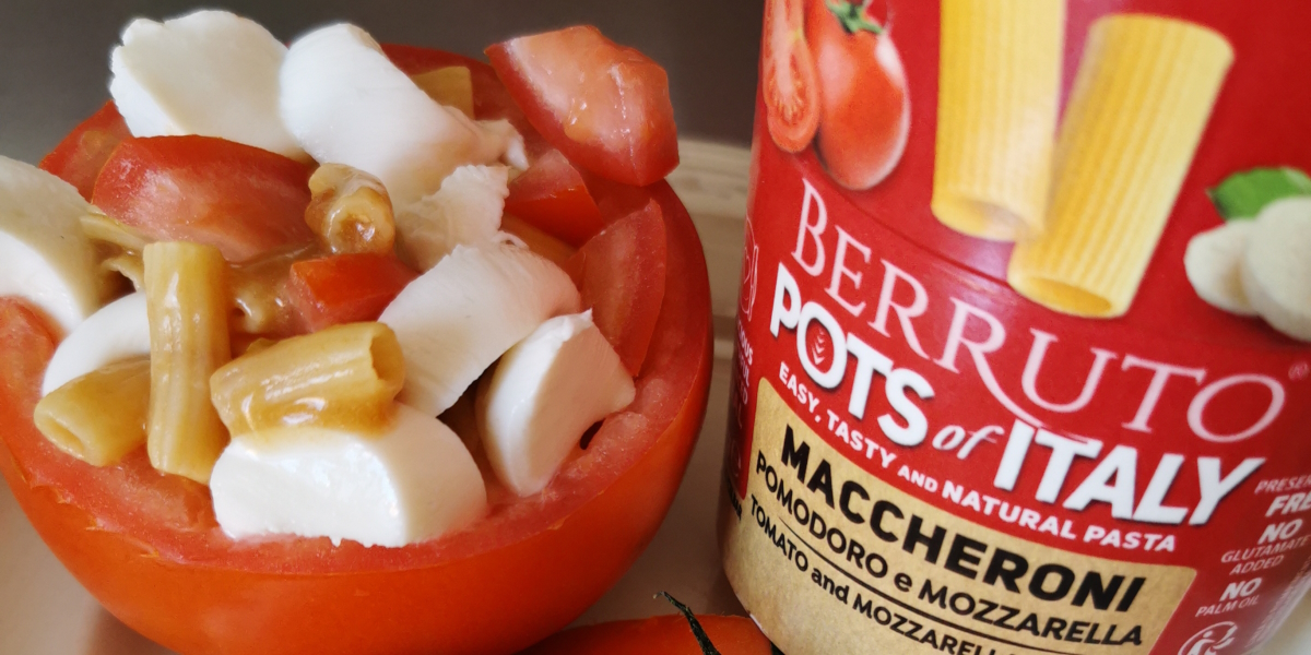 Pasta Cup Maccheroni Pomodoro e Mozzarella con Pomodoro e Mozzarella Freschi